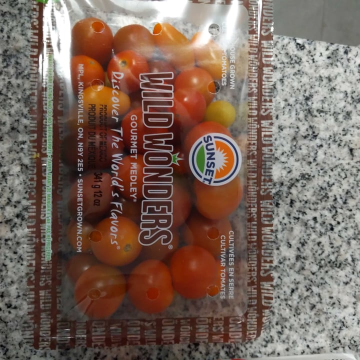 review photo of Sunset Wild Wonders Gourmet Medley shared by @aem94 on 08 Jun 2021 - review
