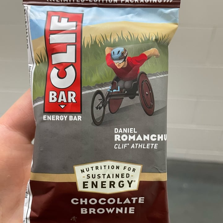 photo of Clif Bar Chocolate Brownie shared by @plantbasedancer on  12 Dec 2021 - review