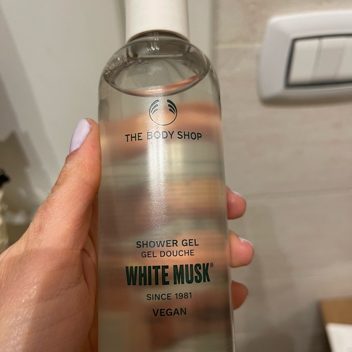 The Body Shop Shower gel white musk Reviews | abillion