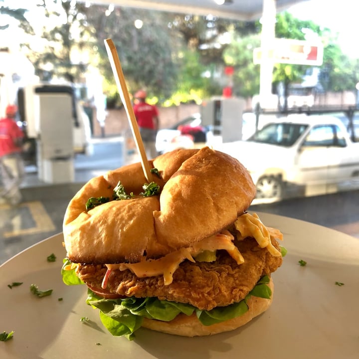 photo of The Vegan Chef, Craighall Crispy Chickn Burger shared by @hanve on  25 Sep 2021 - review