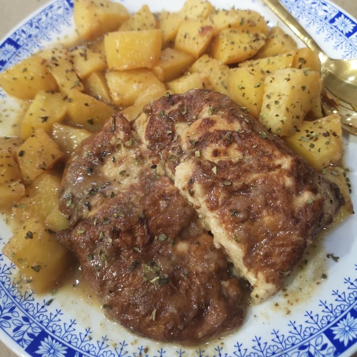 review photo of Mostaza Y Media Pollo asado shared by @pawwgreen on 13 Jan 2022 - review