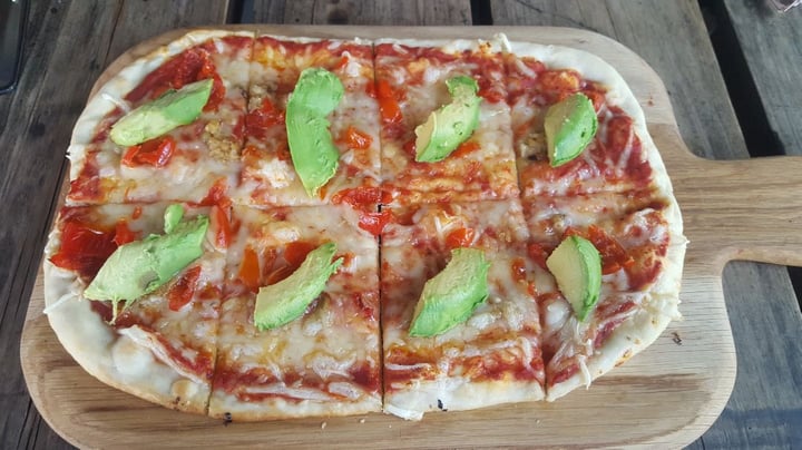 photo of Hudsons The Burger Joint (Bedfordview) Fashionista Pizza shared by @veganmax on  11 Sep 2019 - review