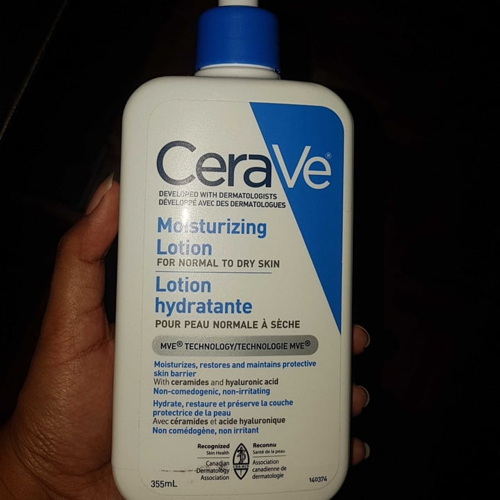 photo of CeraVe Moisturizing lotion shared by @zeefm on  03 May 2020 - review