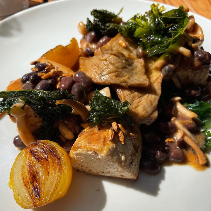 review photo of Proud Mary Coal-Roasted Tofu shared by @mayavegan on 05 May 2021 - review
