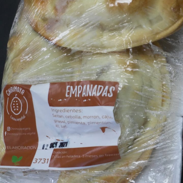 photo of Chirimoya Empanadas de seitán shared by @anabullheart on  07 Nov 2021 - review