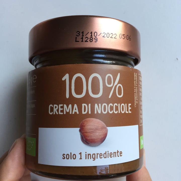 photo of Euro company Srl Società Benefit Crema di nocciola shared by @coccolandia on  06 Dec 2021 - review