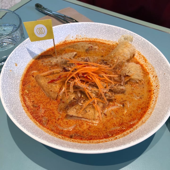 photo of Green Common Singapore Heura Chicken Laksa shared by @jeslinee21 on  17 Jul 2021 - review