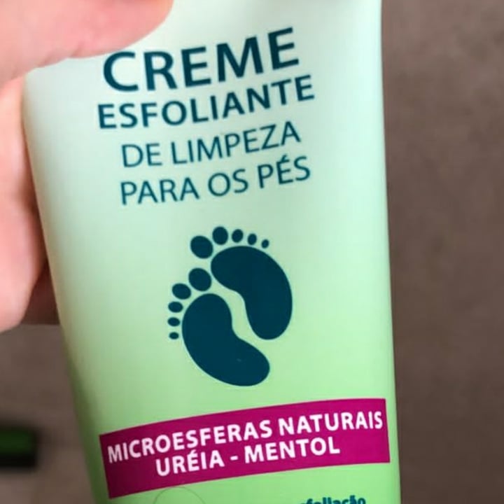 photo of Flores & Vegetais Creme Esfoliante de Limpeza para os Pés shared by @carolsaadi on  09 May 2022 - review