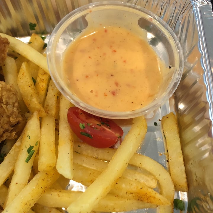 review photo of The Vegan Chef Sandton Southern Fried Chickn, Chips & Slaw shared by @herb_ivore98 on 07 Mar 2022 - review