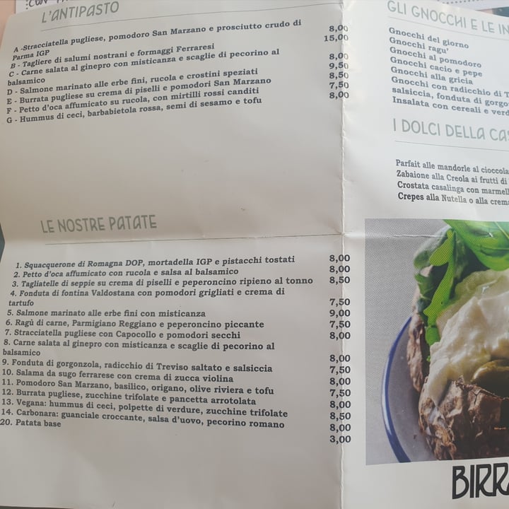 photo of Patataregina patata ripiena con hummus di zucchine shared by @valentinadaferrara on  26 Oct 2022 - review