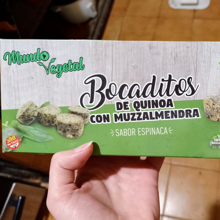 photo of Mundo Vegetal Bocaditos de Quinoa con Muzzalmendra shared by @deniseeeb on  26 Jul 2022 - review