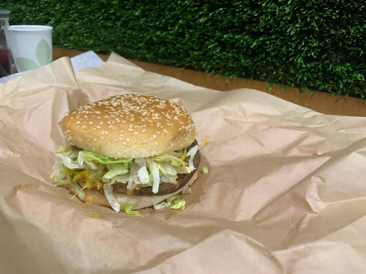 photo of Marty's V Burger Restaurant Original World Famous Burger shared by @veggie5 on  07 Dec 2019 - review