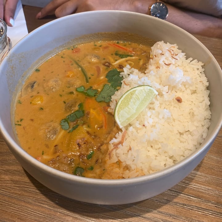 photo of Genius Central Singapore Genius Curry shared by @shania8777 on  18 Oct 2020 - review