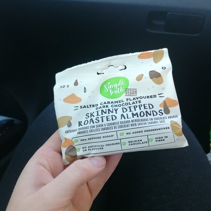review photo of Simple Truth Salted Caramel Skinny dipped roasted almonds shared by @nickylee on 27 Mar 2021 - review