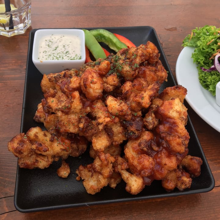 photo of Green Flamingo Innsbruck Cauliflower wings shared by @taz on  19 Nov 2022 - review