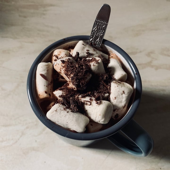 review photo of Freedom Confectionery Vanilla mallows shared by @rosaliemelin on 12 Jun 2020 - review