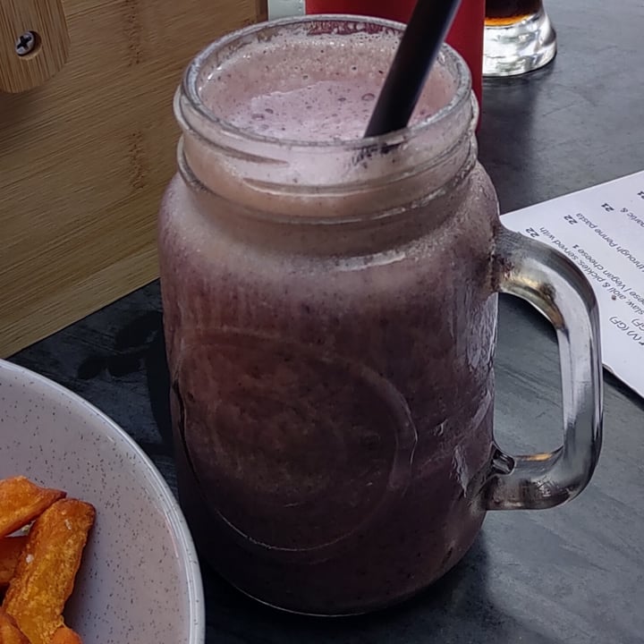 review photo of The Hummingbird Plant Based The Energizer shared by @diddleburd on 13 Mar 2022 - review