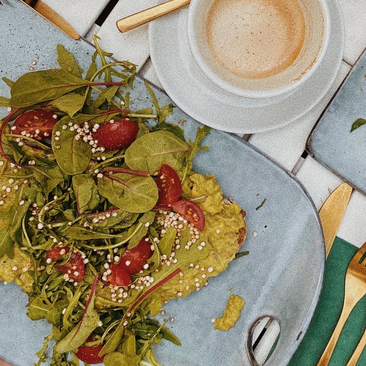 review photo of Hildebrandt Café Avocado Toast shared by @vanessawatz on 21 Jul 2020 - review