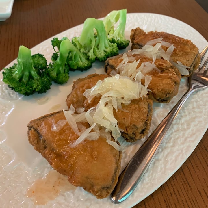 photo of EMPRESS Crispy-Battered Tofu Patties shared by @happyveg on  11 May 2021 - review