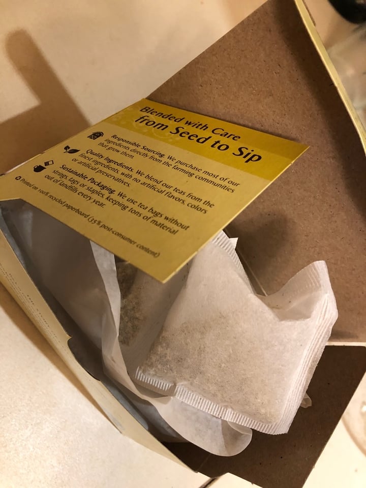 photo of Celestial Seasonings Chamomile Herbal Tea shared by @katiewink on  27 Nov 2019 - review