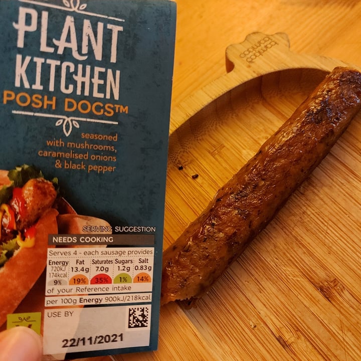 photo of Plant Kitchen (M&S) Posh dogs shared by @skito1987 on  19 Dec 2021 - review