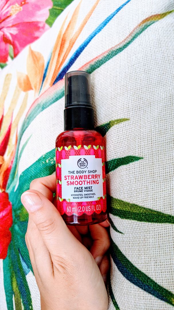 The Body Shop Strawberry Smoothing Face Mist Review abillion