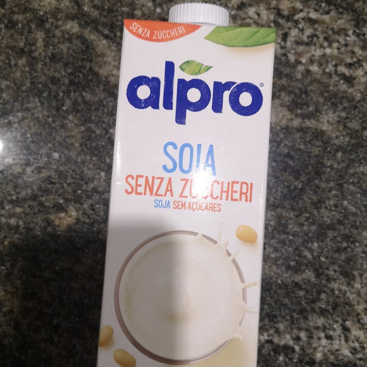 photo of Alpro Bevanda Di Soia Senza Zuccheri shared by @frazaffa on  06 Dec 2021 - review