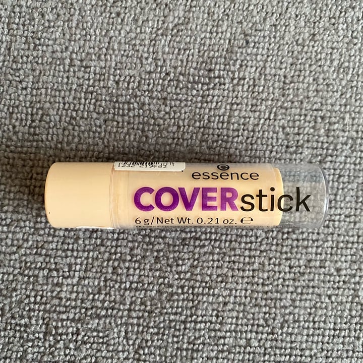 photo of Essence  Coverstick shared by @frantispecista on  02 Apr 2022 - review