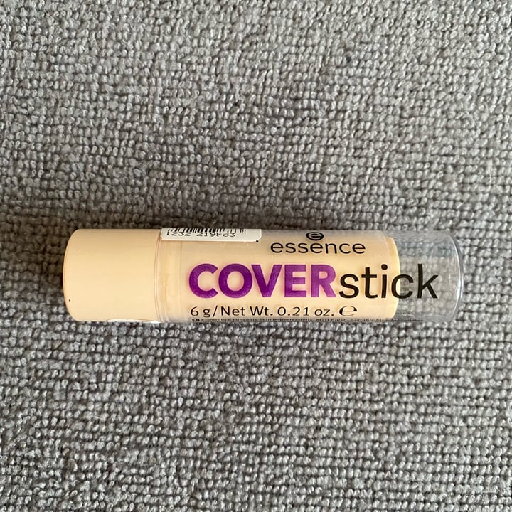 review photo of Essence Coverstick shared by @frantispecista on 02 Apr 2022 - review