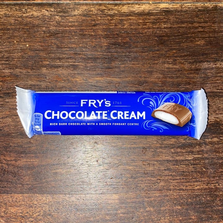 photo of Fry's Chocolate Chocolate Cream shared by @meganthevegetable on  22 Oct 2020 - review