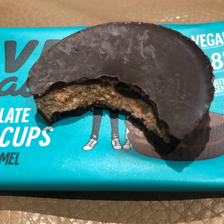 photo of LoveRaw Chocolate Butter Cups (Salted Caramel) shared by @rossrebel on  11 Jul 2022 - review