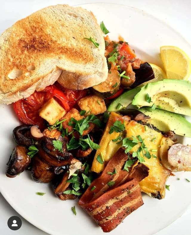 菜肴“Vegan Big Brekkie”的照片