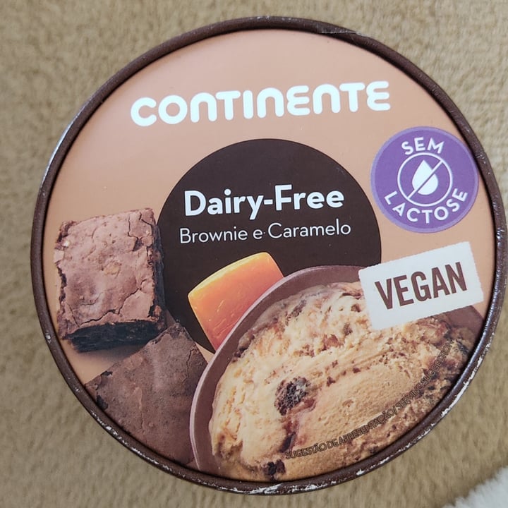 photo of Continente Dairy free Brownie E Caramelo shared by @brunilds on  22 Jan 2022 - review
