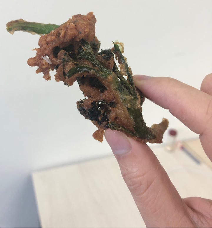 photo of Love Handle  Tempura Broccolini shared by @noll-fyra on  24 Jul 2020 - review