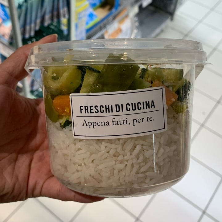 photo of Carrefour Express riso con verdure shared by @bibianca on  13 Jun 2022 - review