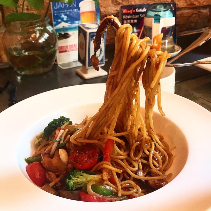 review photo of Wing's Kitchen 意大利陳醋燴意粉 Spaghetti with Balsamic shared by @vegmap on 01 Aug 2020 - review