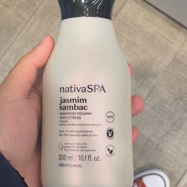 photo of O Boticário Shampoo vegano ultra hidratação Karité shared by @novaterra on  08 Jun 2022 - review