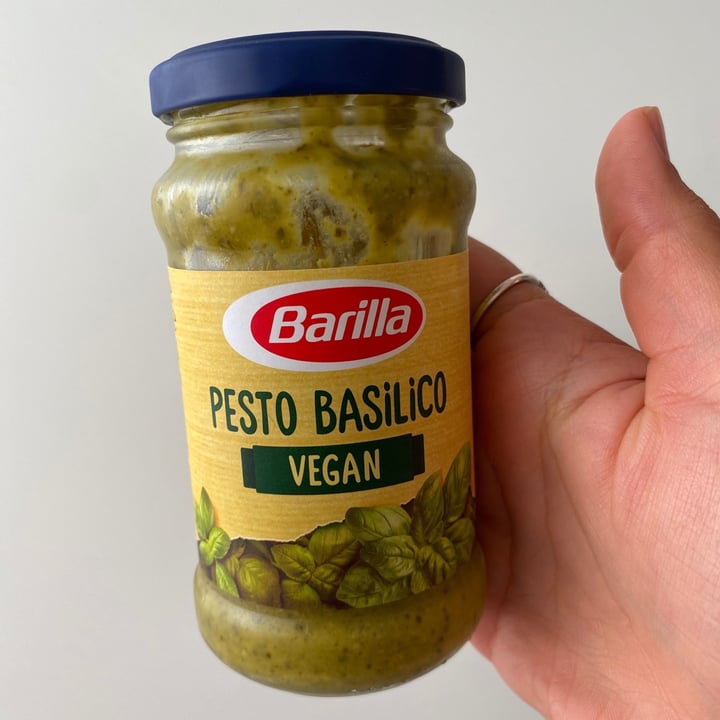 photo of Barilla Pesto Basilico Vegan shared by @coriari on  28 Jun 2020 - review