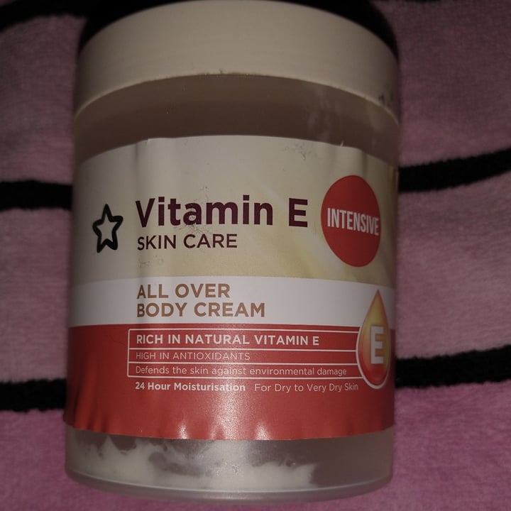 photo of Superdrug Store plc Vitamin E All Over Body Cream shared by @rochelle1066 on  10 Dec 2020 - review