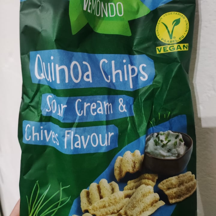 photo of Vemondo Quinoa Chips Sour Cream & Chives Flavour shared by @miriana016 on  30 Nov 2021 - review