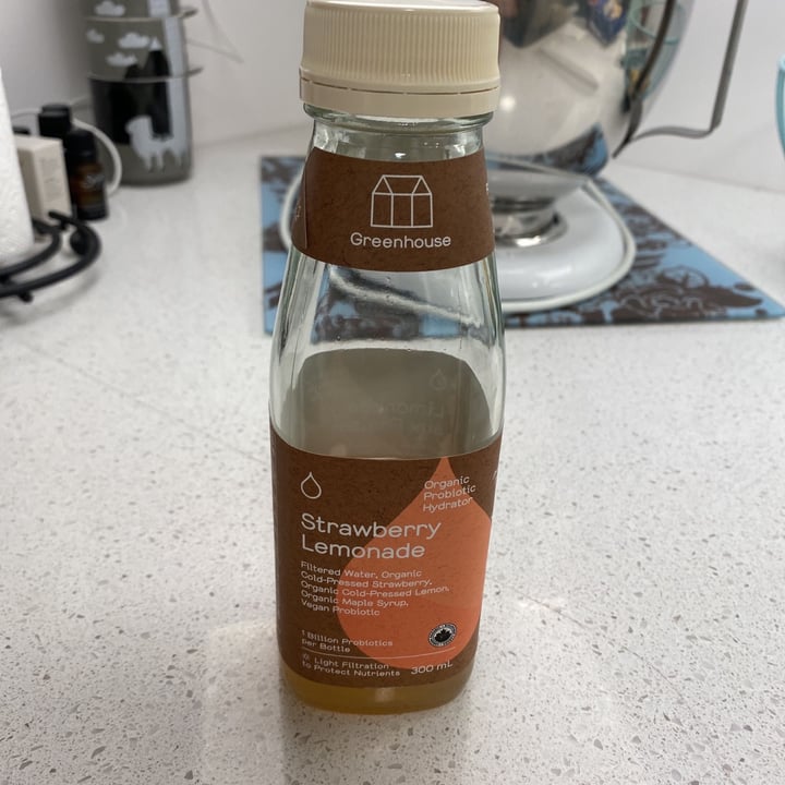 review photo of Greenhouse Juice Strawberry Lemonade shared by @amandasmee on 27 Feb 2021 - review