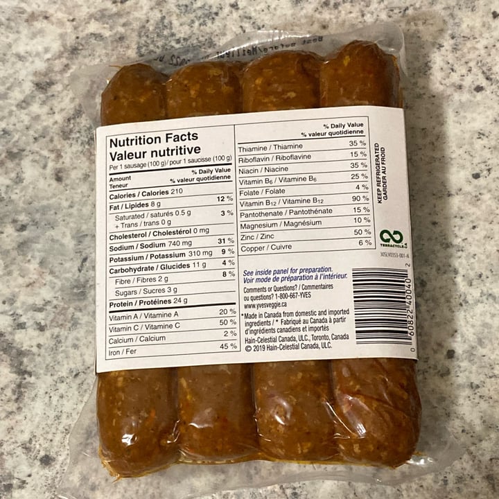 photo of Yves Veggie Cuisine Mediterranean Harissa Sausages shared by @shlumpadinka on  19 Dec 2022 - review