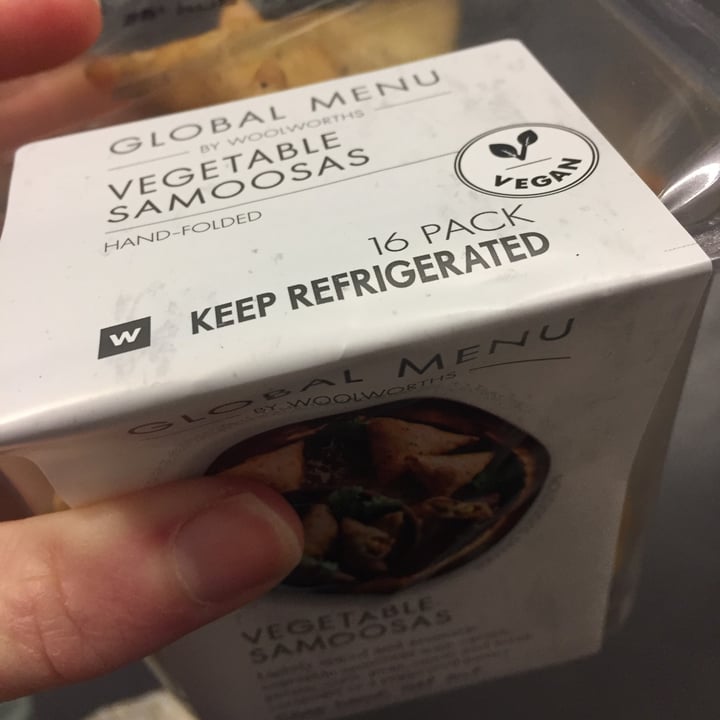 photo of Woolworths Food Woolworths Vegan Vegetable Samosas shared by @lollygreve on  14 Aug 2020 - review
