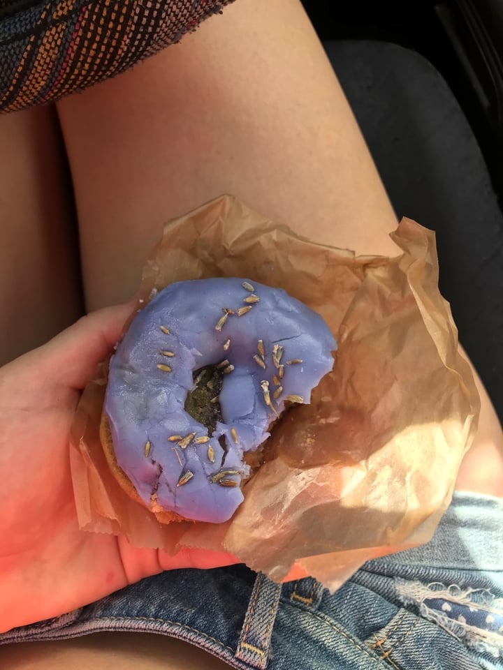 review photo of Southie Coffee Vegan Lavender Donut shared by @moonlily on 15 Jan 2020 - review