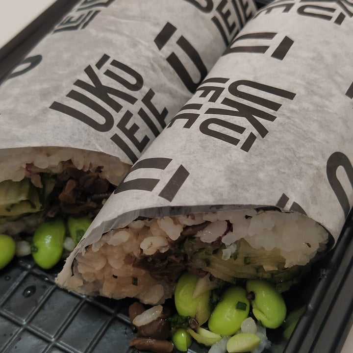 photo of Ukulele Pokes, Rolls & Sushi Roll vegano shared by @vetbrunarossato on  30 May 2022 - review