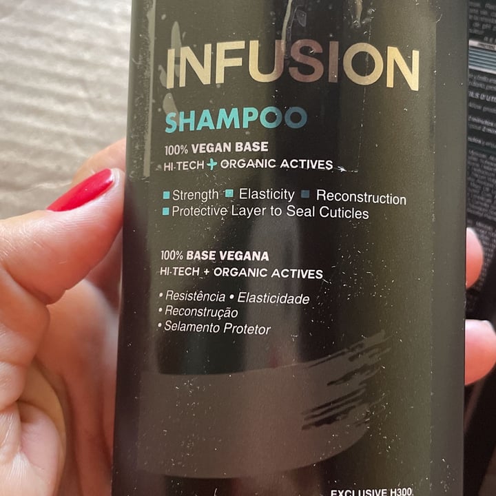 review photo of Truss infusion shampoo shared by @wivia on 06 Oct 2022 - review