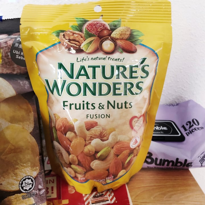 photo of Nature's Wonders Fruits and Nuts Fusion shared by @consciouscookieee on  23 Oct 2020 - review
