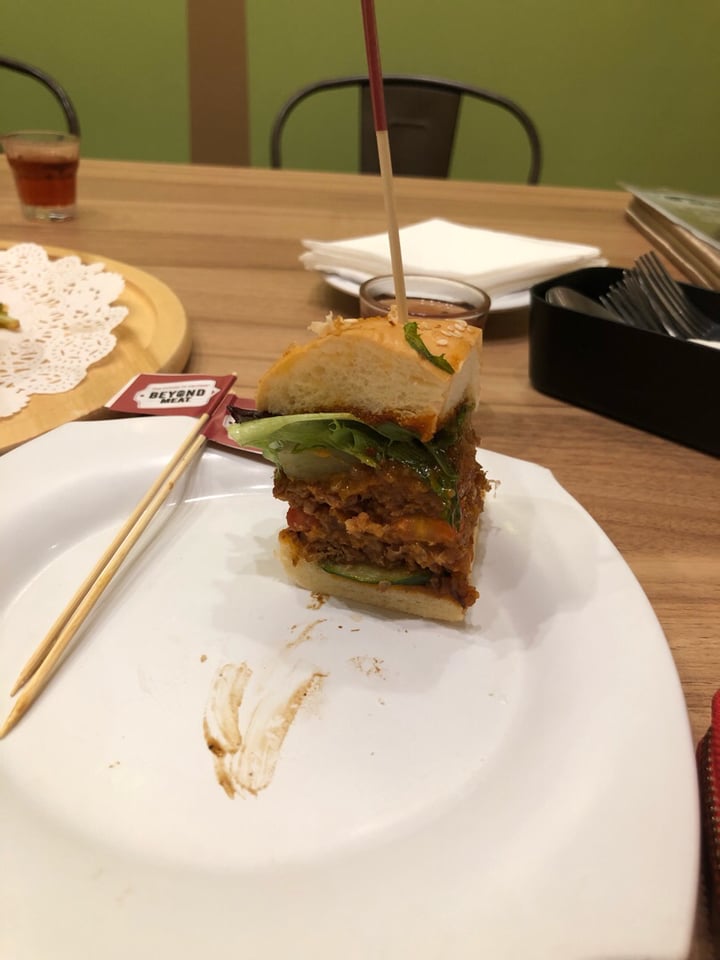 photo of Nature Cafe Spicy Satay Burger (Beyond Burger) shared by @wildvegann on  30 Mar 2019 - review