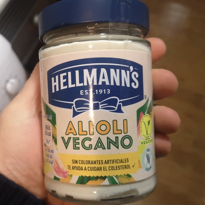 photo of Hellmann’s Ali olí vegano shared by @espargatus on  23 Nov 2021 - review