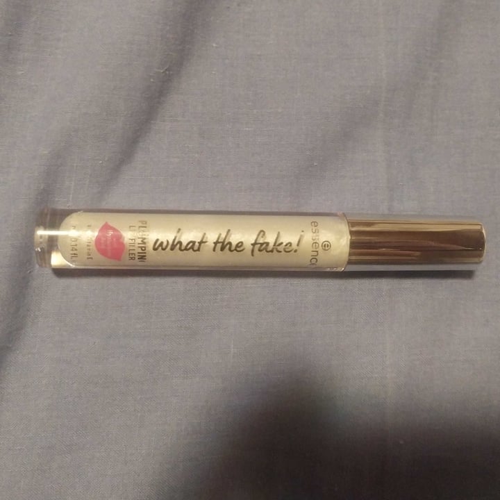 review photo of Essence Cosmetics Plumpig lip filler shared by @kiwindomable on 28 Sep 2021 - review